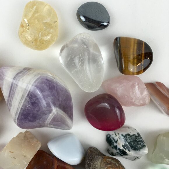 ✨Manifest and Healing Crystal Bundle ✨ - Picture 2 of 6